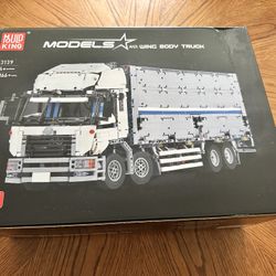 Mould King Wing Body Truck 13139