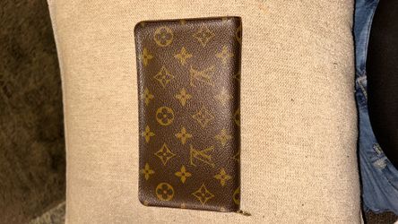 LV wallet
