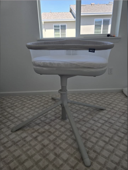 HALO Baby Bassinet Swivel Sleeper
