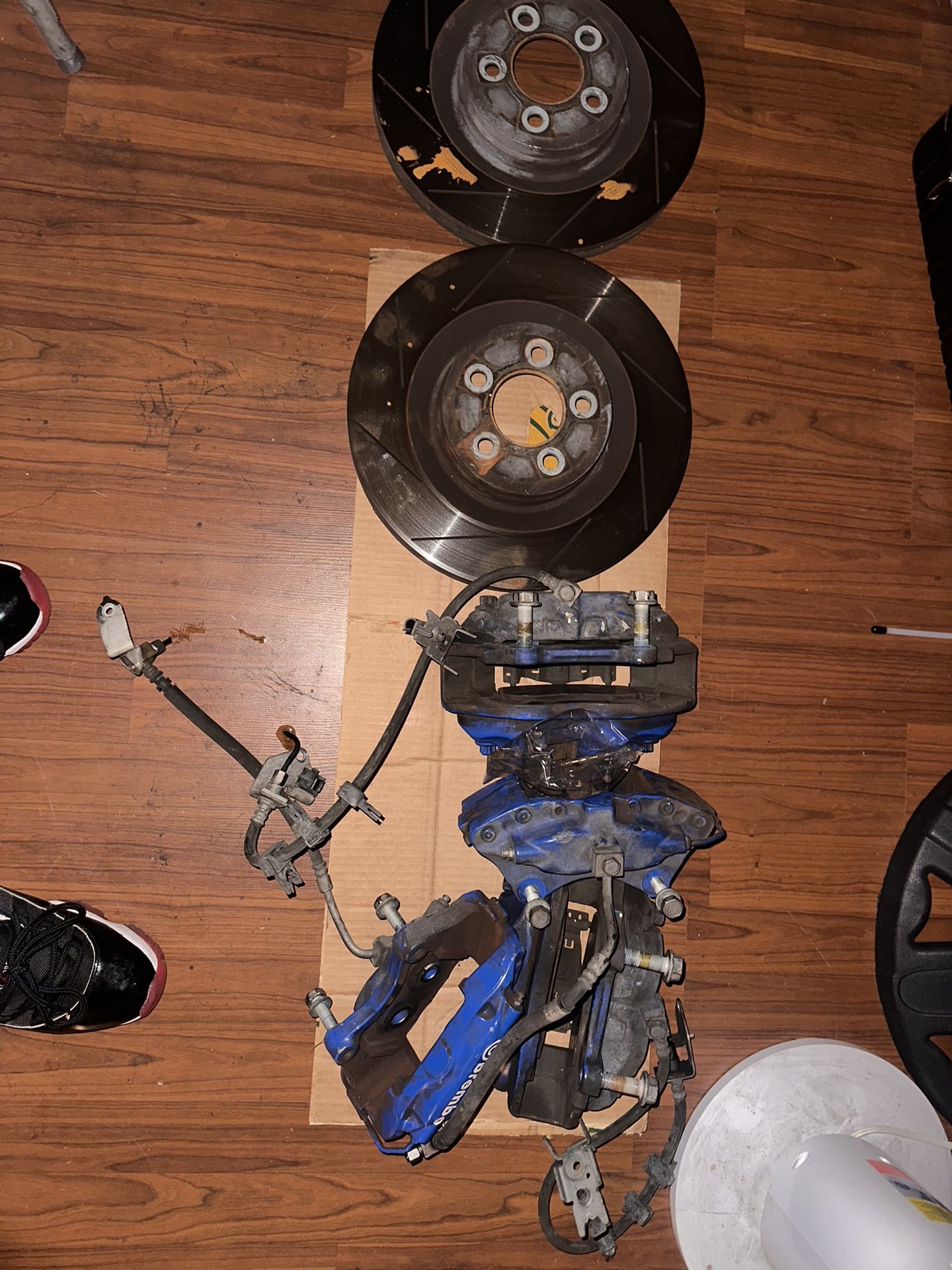 2019 Scatpack Brembo Brakes & 2 Front Rotors,