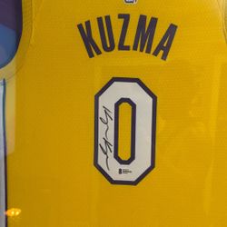 Lakers Championship, Kyle Kuzma Autograph