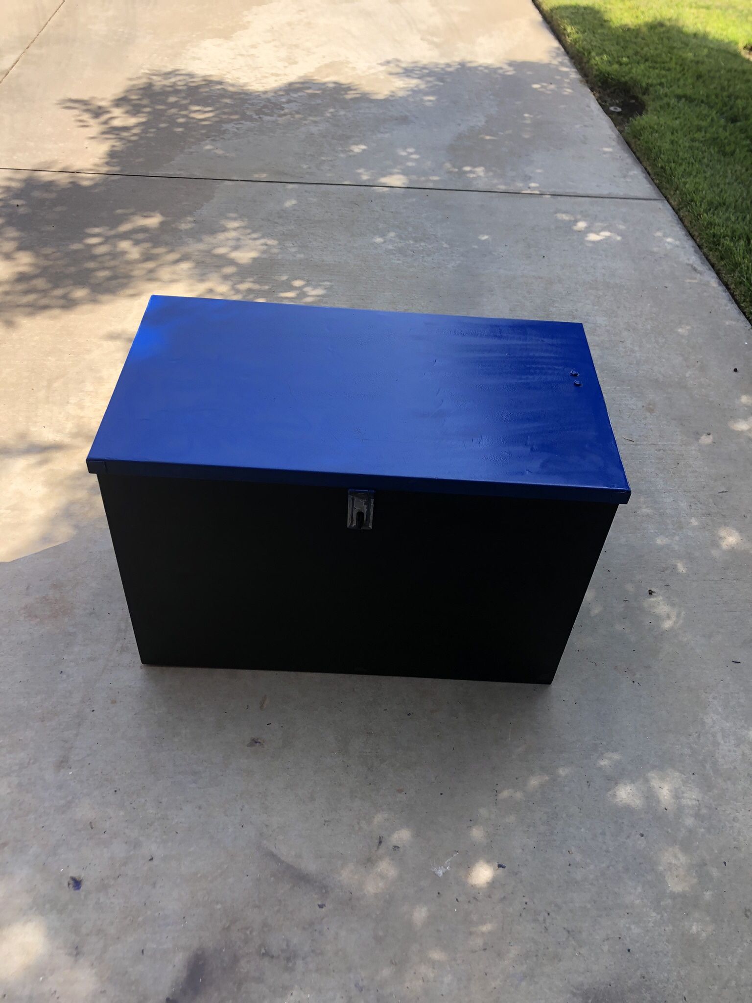 Metal Storage Box Perfect to bolt to a truck bed