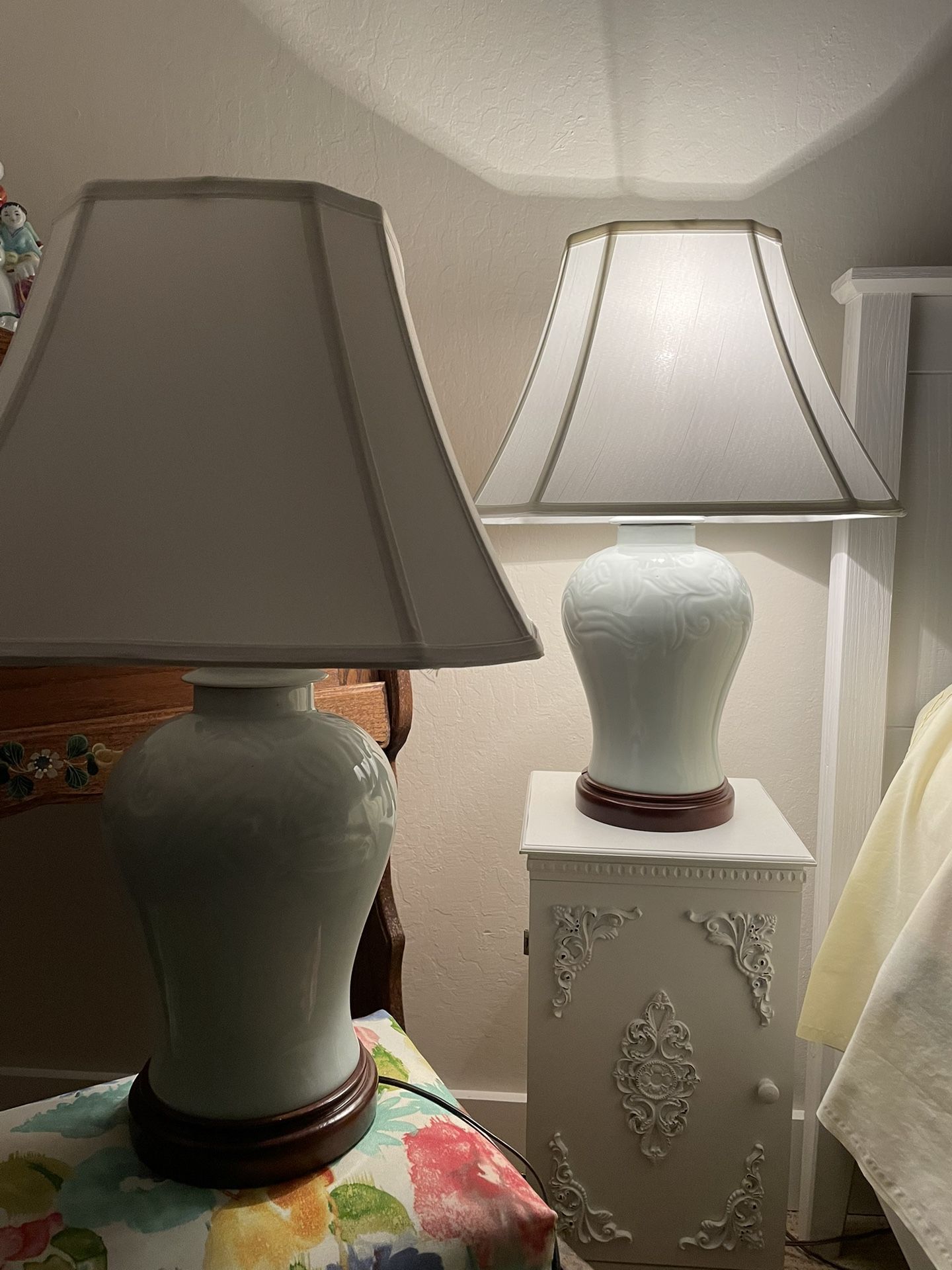 2 Ceramic Lamps