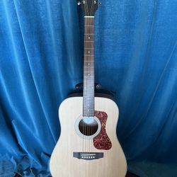 Guild D-240E Acoustic/Electric Guitar 