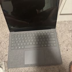 Laptop 