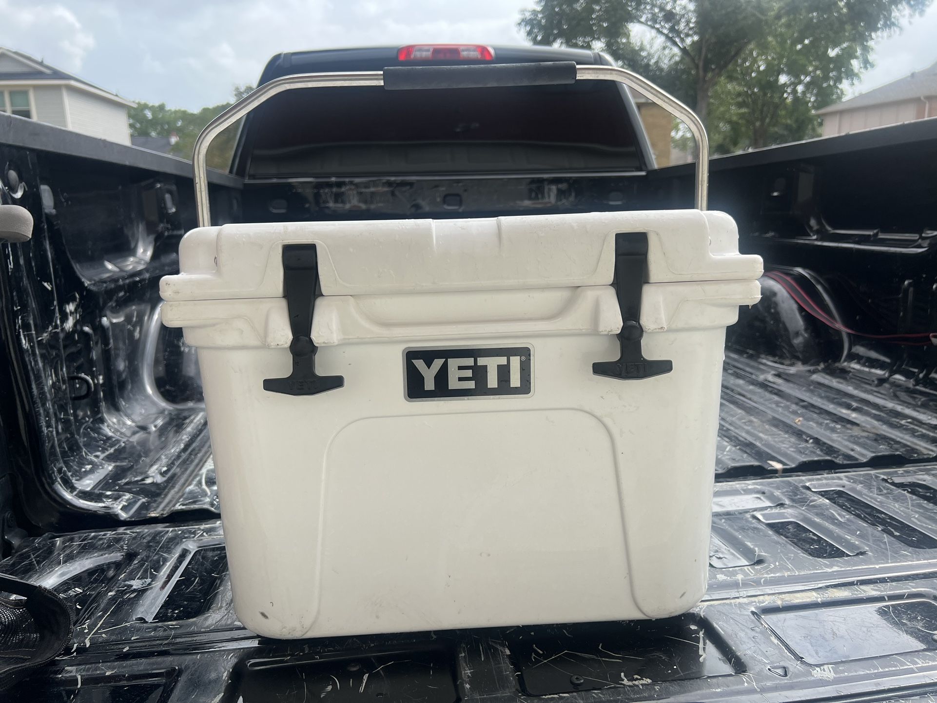 Yeti Cooler for Sale in Pasadena, TX OfferUp