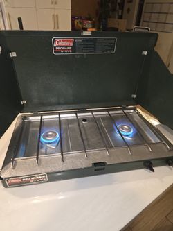 Coleman 2 Burner Propane Stove 