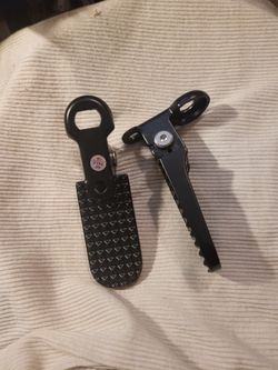 Black Foldinng Foot Pegs Pair