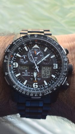 CITIZEN PROMASTER SKYHAWK SOLAR POWERED RADIO CONTROLLED WORLD TIME MENS WATCH
