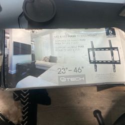 TV Wall Mount Bracket – Fits 23” to 46” TVs 