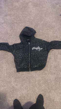 Prestige size small