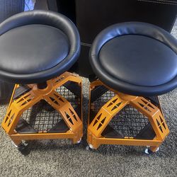 2 Brand new shop stools