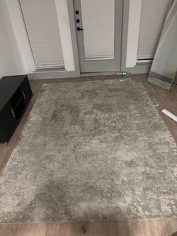 Grey 8’x10’ rug