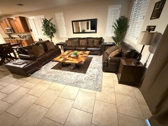 Like new Ashley Signature Furniture set w/ ottoman & pillows