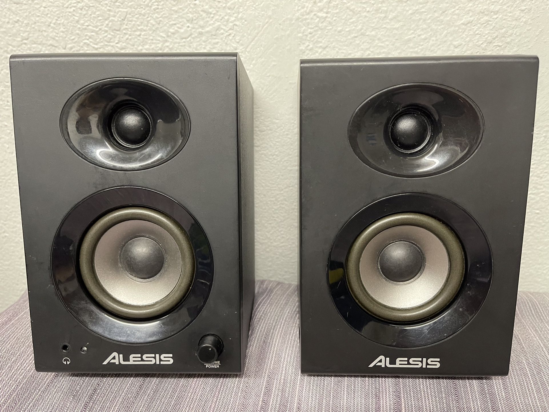 Alesis Speakers
