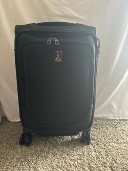 Travelpro Crew Classic
