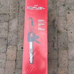 Milwaukee 18v 16in Chain Saw