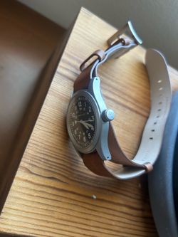 Hamilton khaki field, mechanical with leather strap Hamilton khaki field, mechanical with leather strap