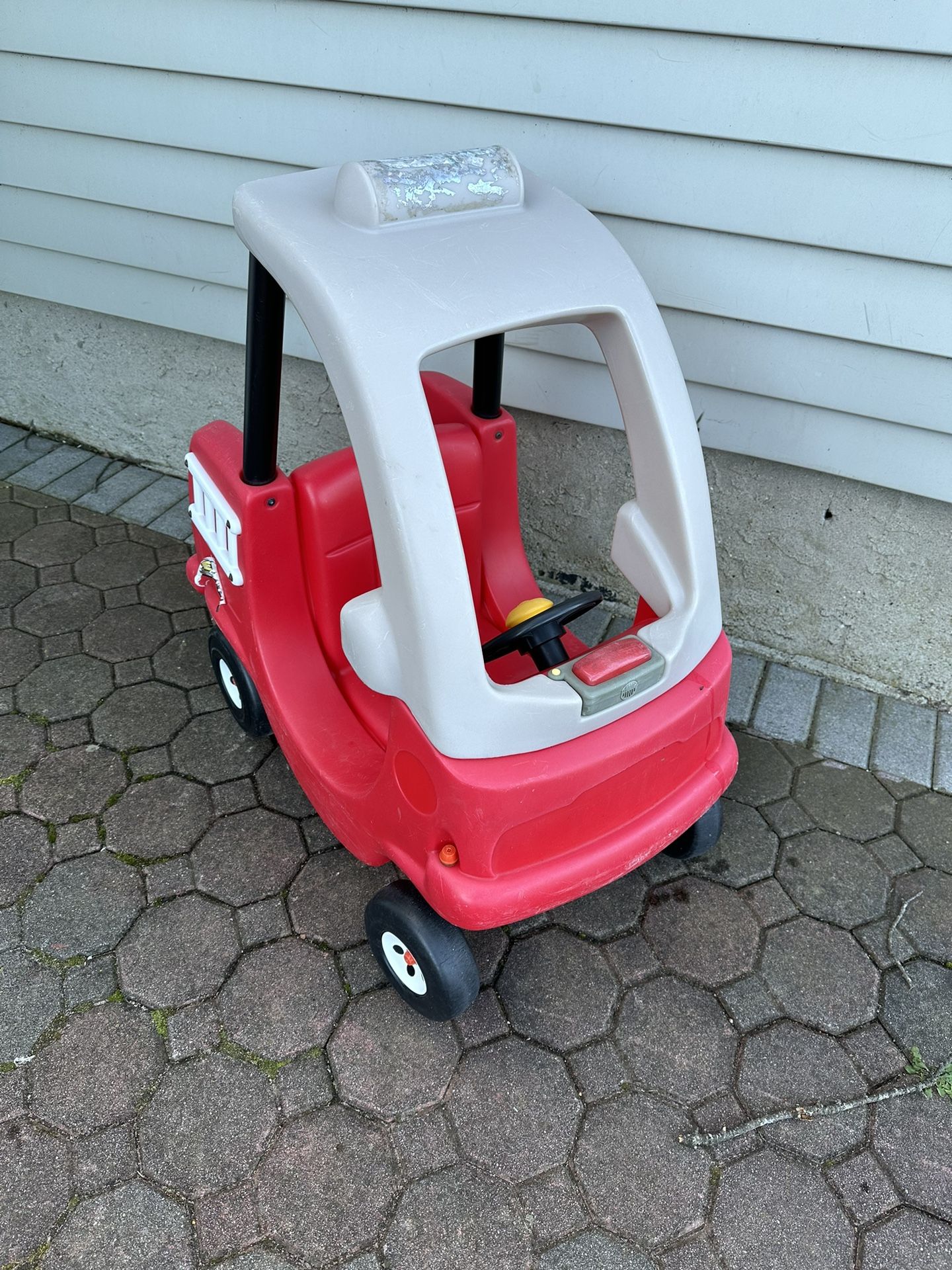 Step 2 Fire Truck Cozy Coupe