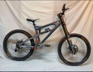 2007 Santa Cruz VP bike