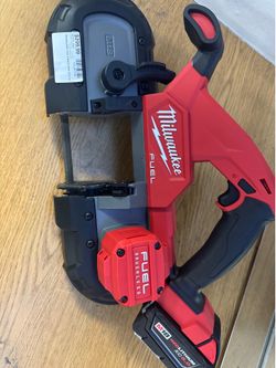 Milwaukee Tools Band Saw 2829-20