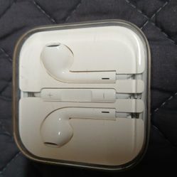 Apple Ear Phones 