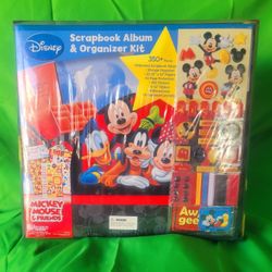 DISNEY MICKEY MOUSE & FRIENDS SCRAPBOOK ALBUM & ORGANIZER KIT BRAND NEW 