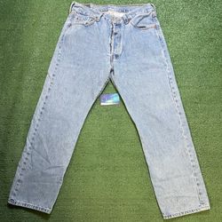 Vintage 1990s Levi 501 light wash jeans