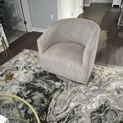 Lovely Swivel Chair