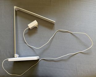 Lampara de escritorio / Desk Lamp