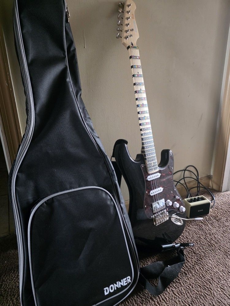 Donner Electric Guitar (Case & Amp Included)