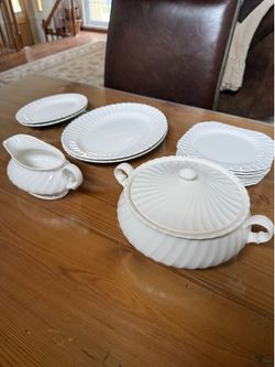White Porcelain Vintage Serving Plates & Tureen