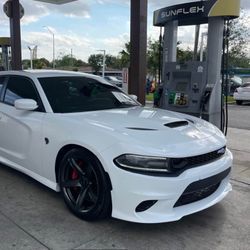 Dodge Charger Hellcat 