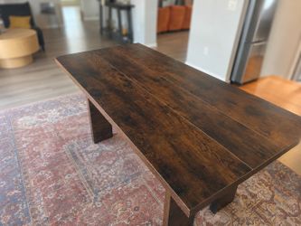 Rustic Dining Table – Great Condition