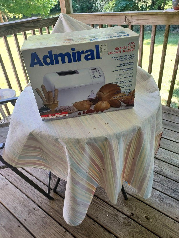 Admiral 2.5 Pounds Bread And Dough Maker