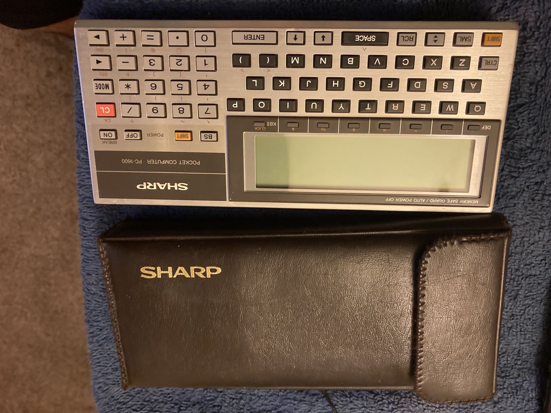 Sharp Pocket computer PC – 1600