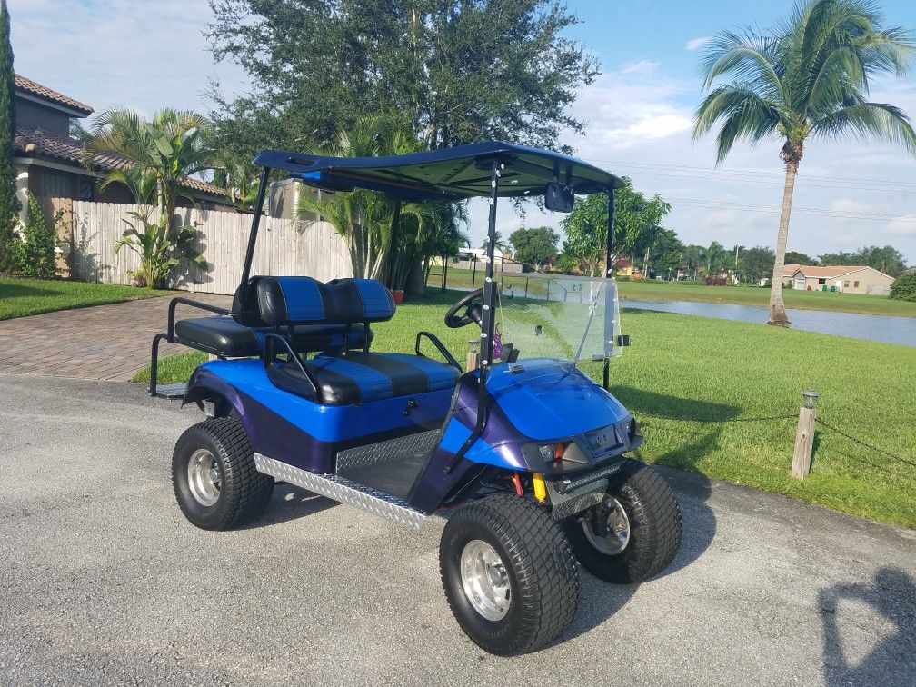 EZGO GOLF CART