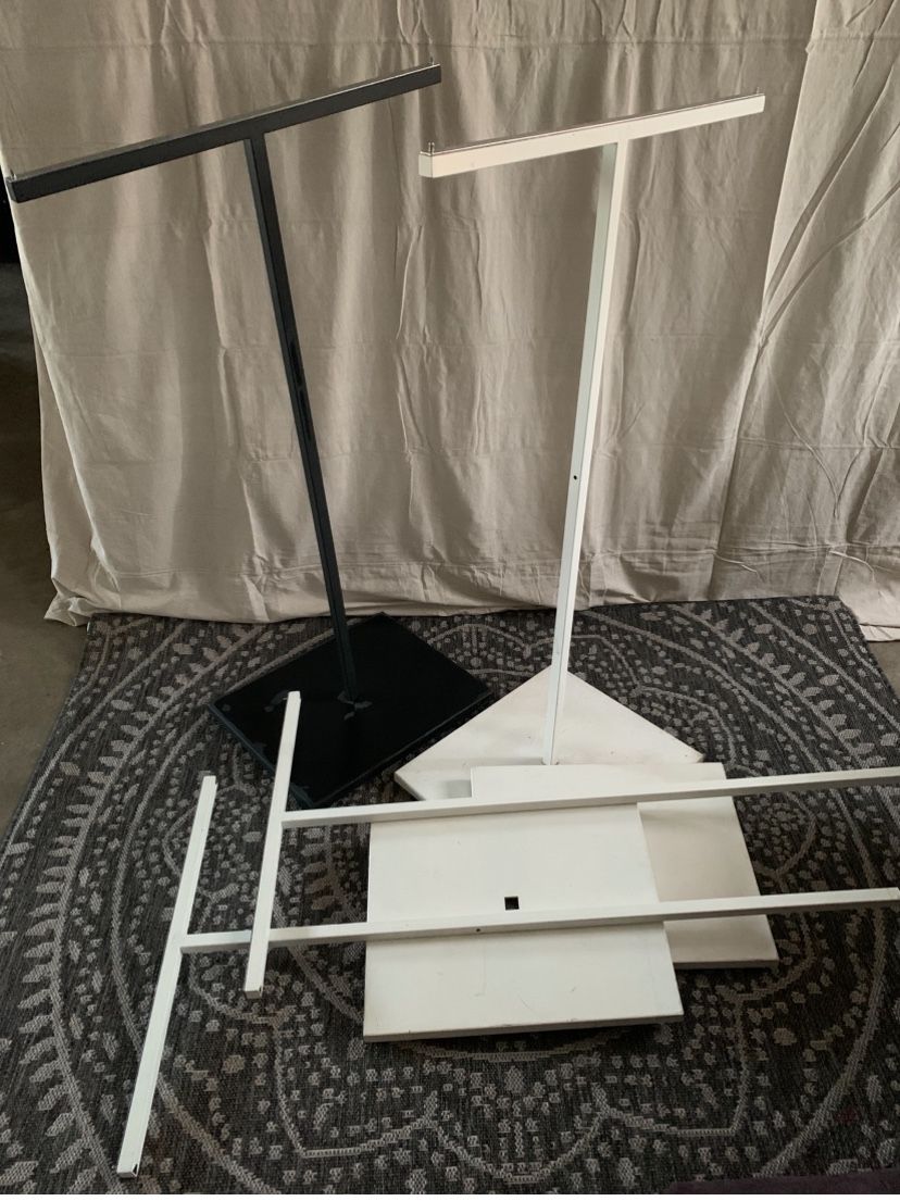 Garment Racks, T Style