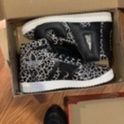 Adidas Jeremy Scott Giraffe Size 10