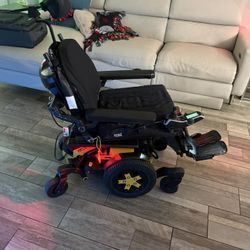 Quantum Power  Electric Wheelchair
