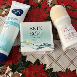 🎁🎄Last Minute Gift 🎁🎄From Avon New / Sealed 3 Pieces In a Bag 🎁🎄🎅🏼 🔥 ONLY ONE SET LEFT 🔥 