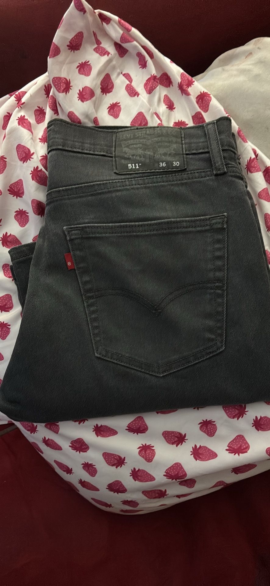 NWOT Levi’s 511 Dark Jeans Size 36 X 30