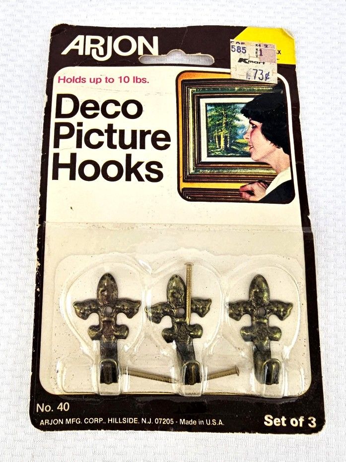 Vintage Brass Tone Fleur De Lis Small Decorative Hooks Set of 3
