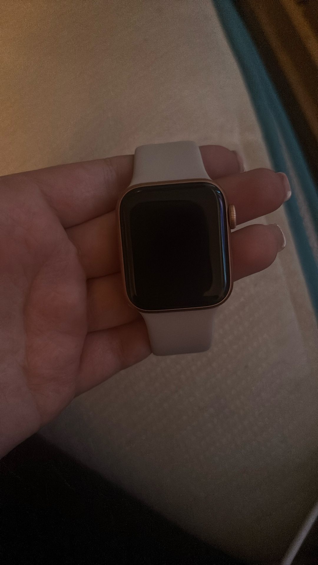 apple watch series SE 50 ML