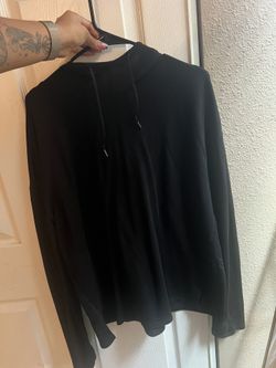 XL Long Sleeve KEYHOLE SHIRT