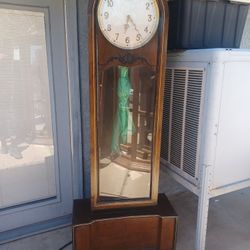 Grandfather Clock 
