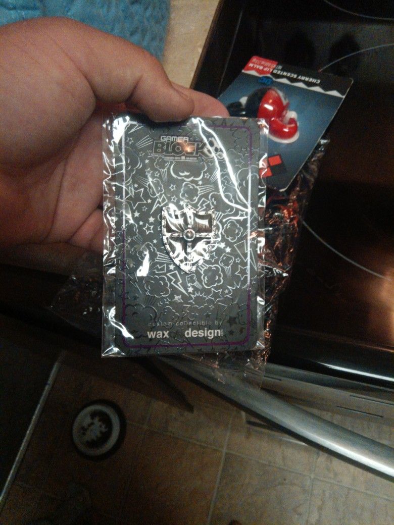 New Gamer Block Pin