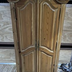 Very Nice Armoire/TV Stand