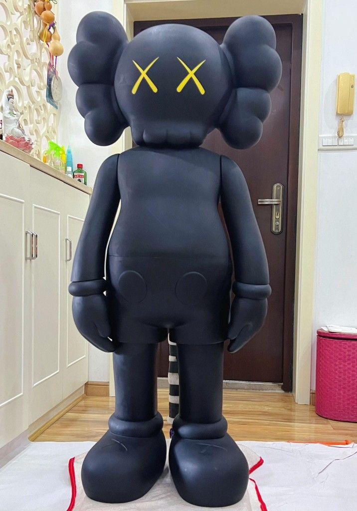 Black 4ft kaws statue painted ready