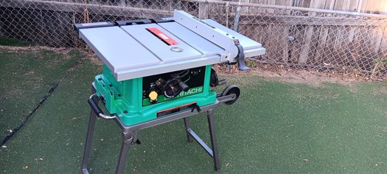 Hitachi table saw